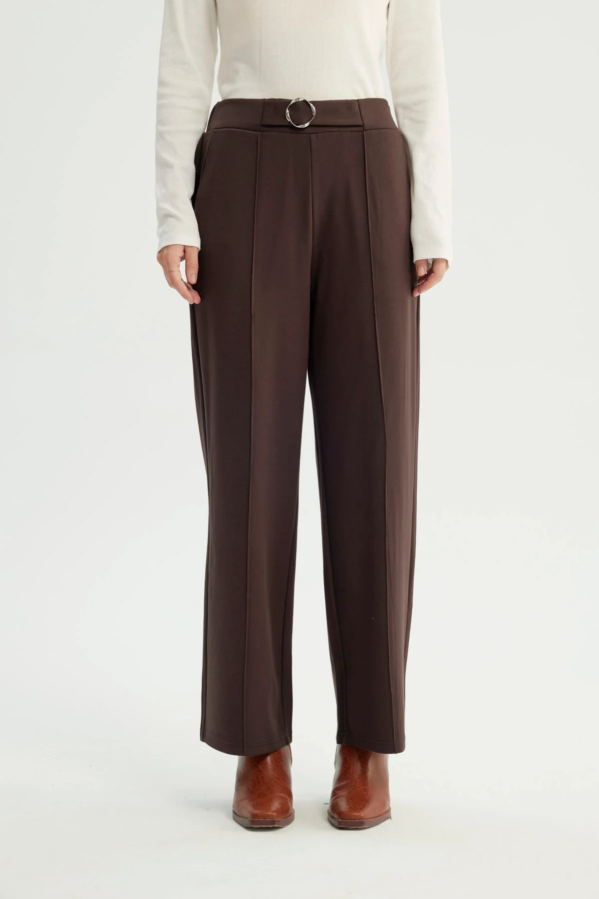 Pantalón Mujer Recto Chocolate