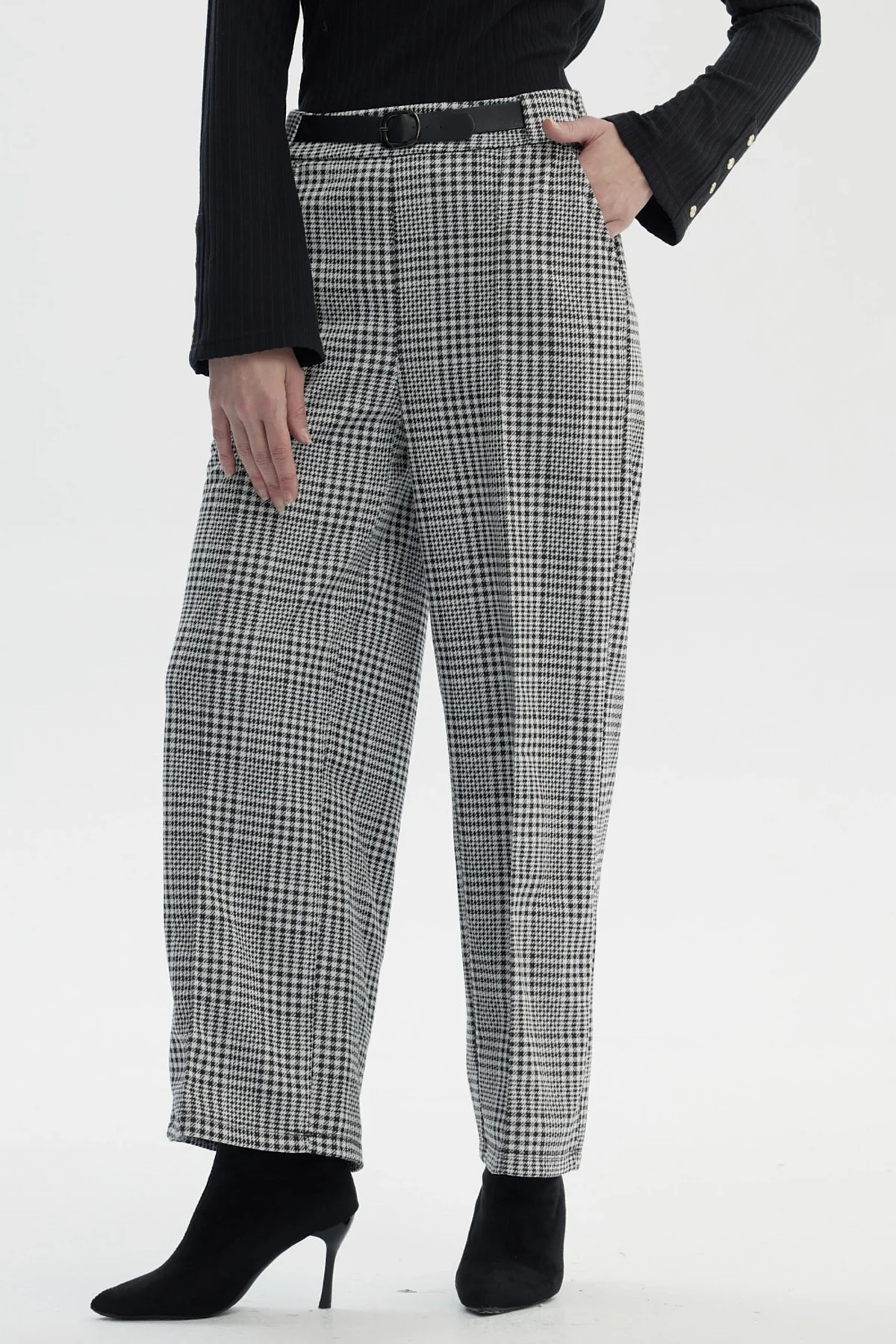 Pantalón Mujer Sastrero Cinturón Crudo