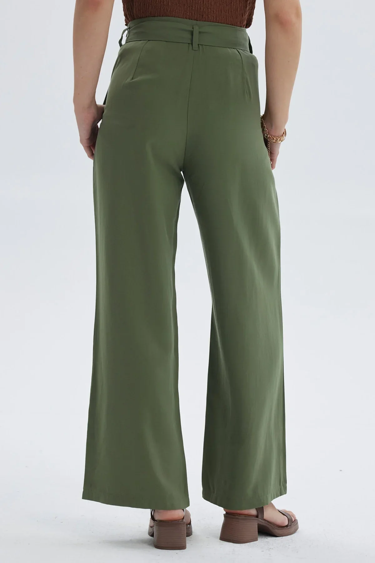 Pantalón Mujer Sastrero Con Cinturón Verde Musgo - Image 3