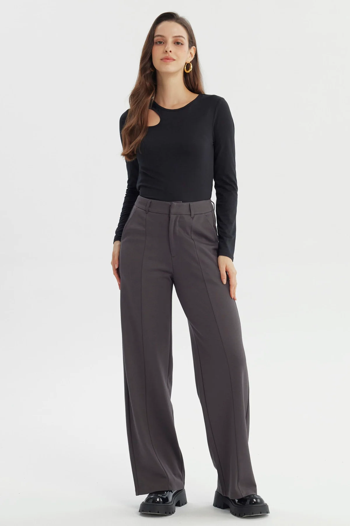 Pantalón Mujer Wide Leg Gris Oscuro - Image 4