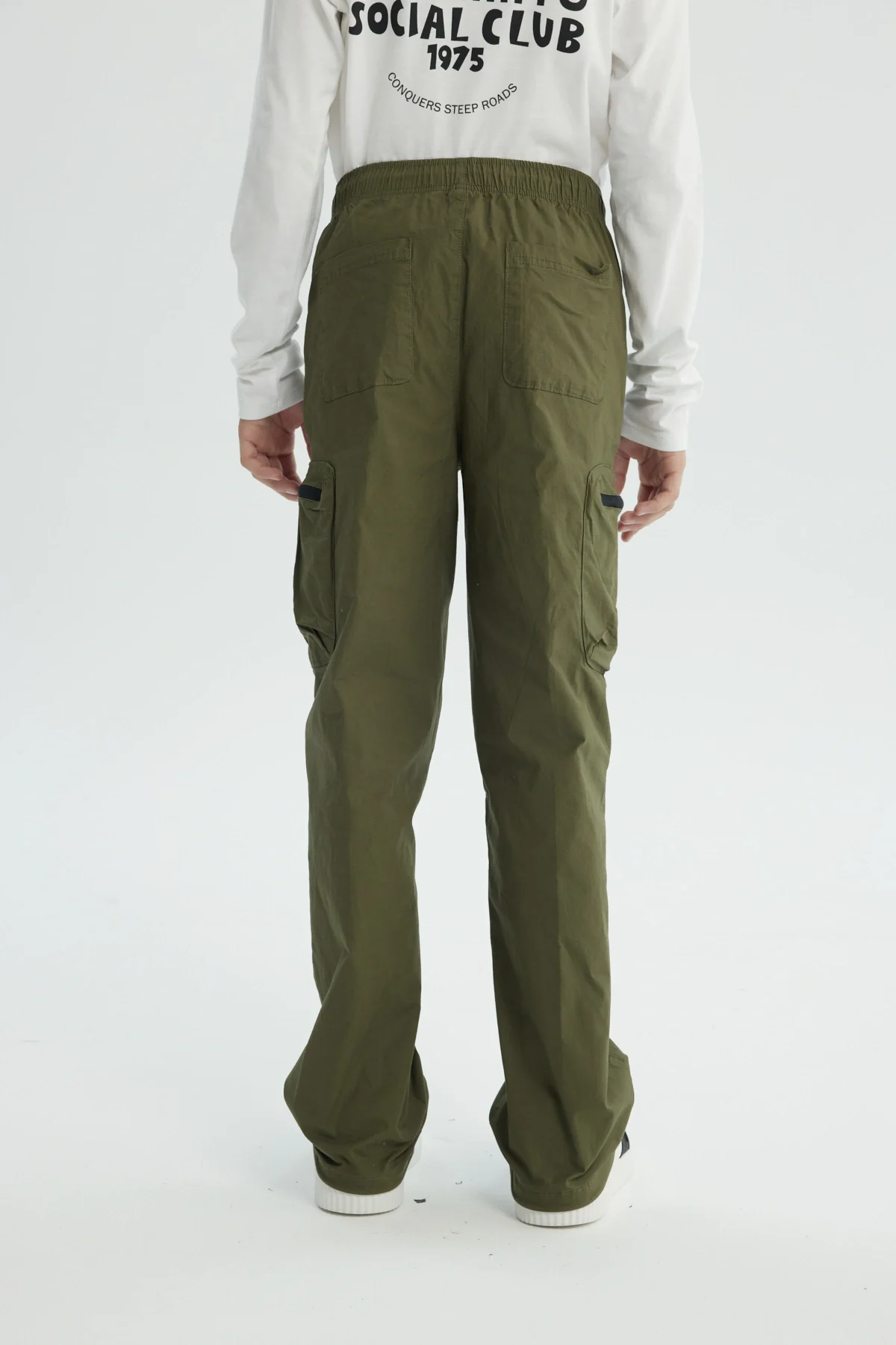 Pantalón Niño Calce Recto Verde Militar - Image 3