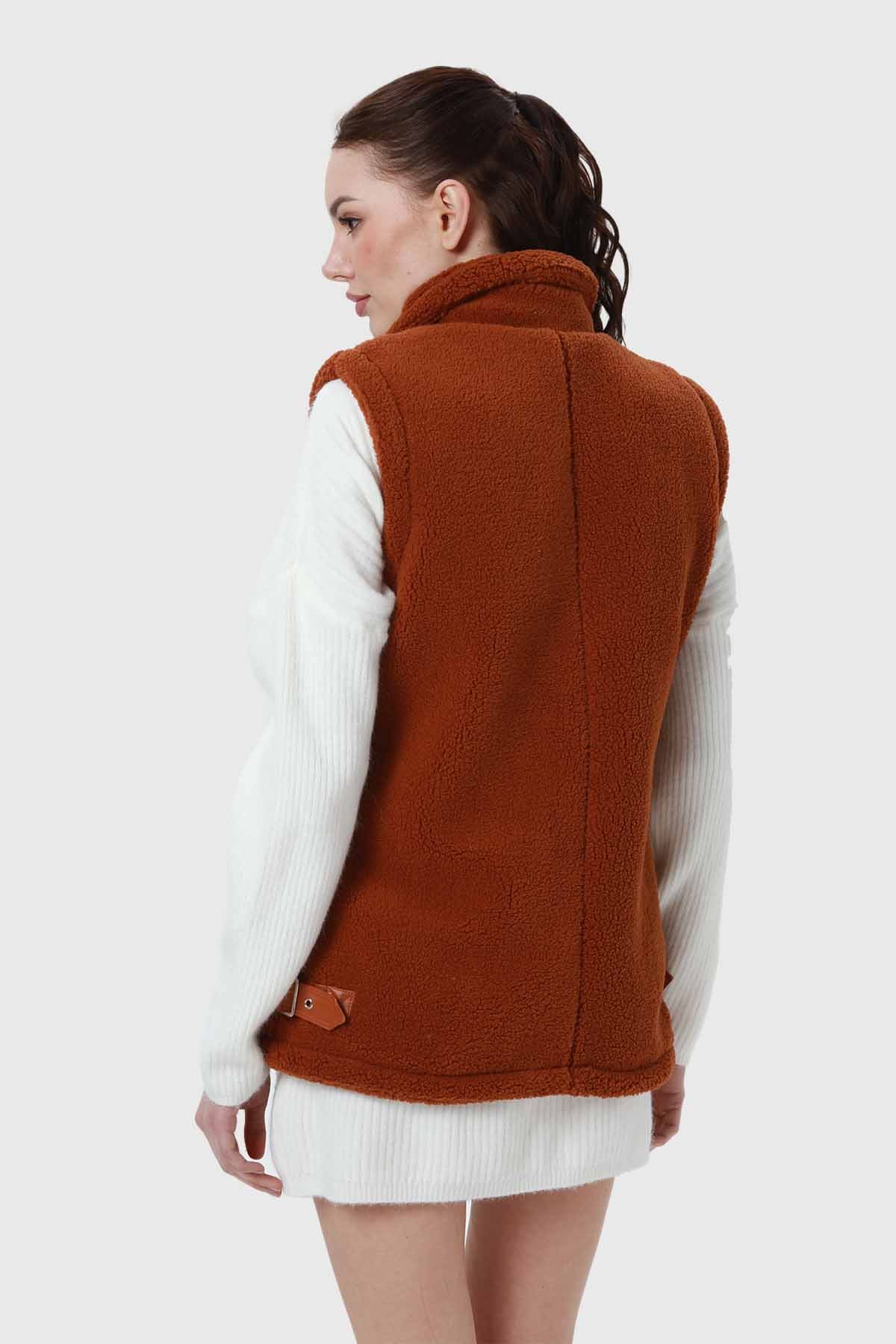 Polar Mujer Corderito Hebilla Camel - Image 3