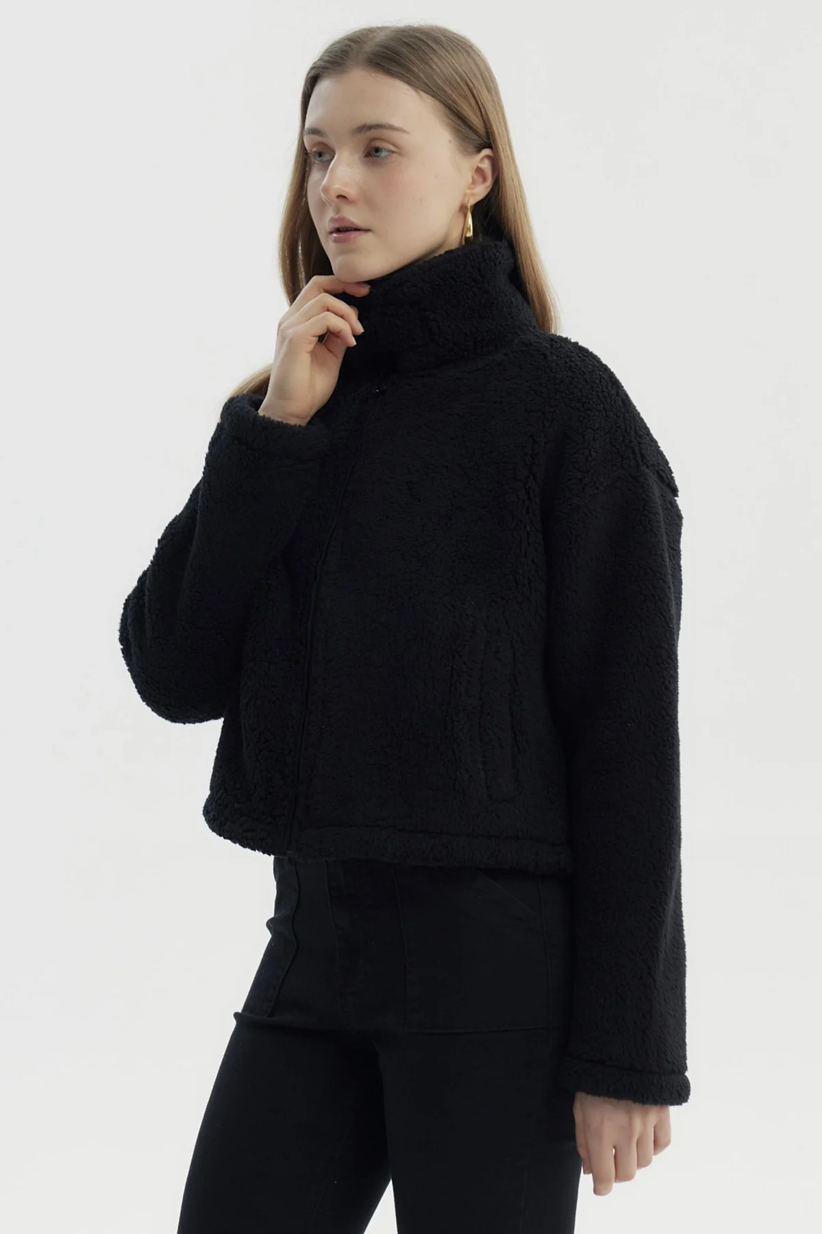 Polar Mujer Peludo Negro - Image 2