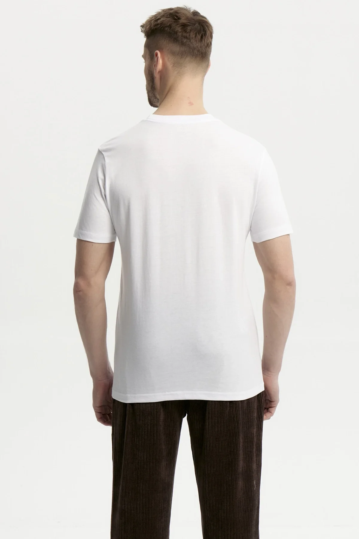 Polera Hombre Básica Con Bolsillo Blanco - Image 3
