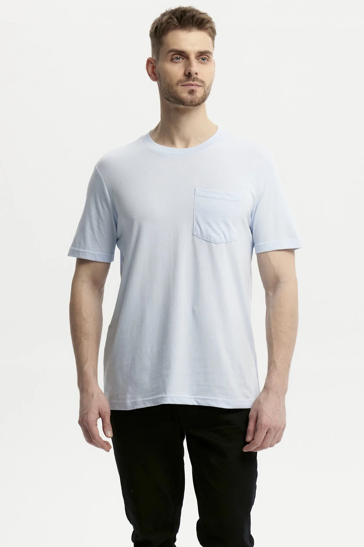 Polera Hombre Básica Con Bolsillo Celeste