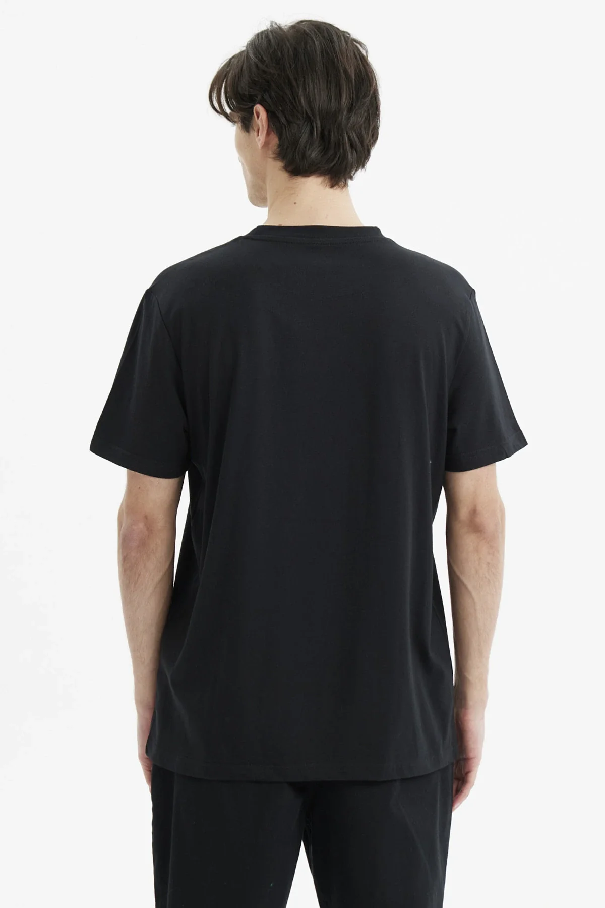 Polera Hombre Regular Fit Básica Negro - Image 3