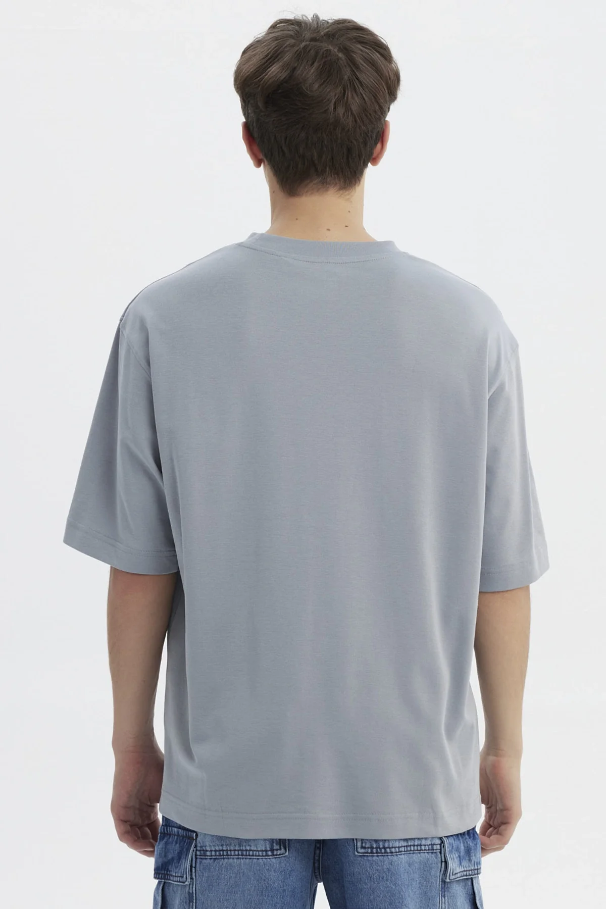 Polera Hombre Overside Fit Celeste - Image 3