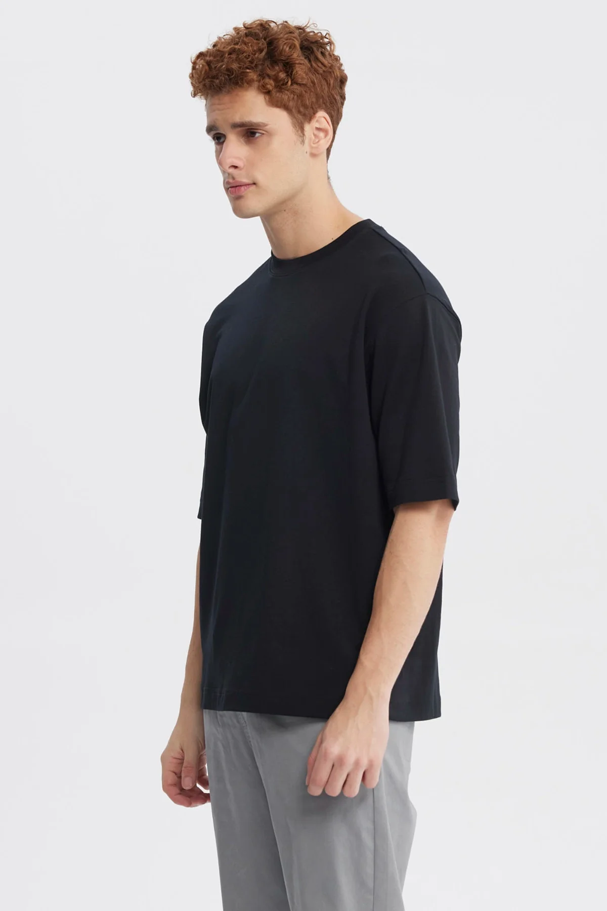 Polera Hombre Overside Fit Negro - Image 2