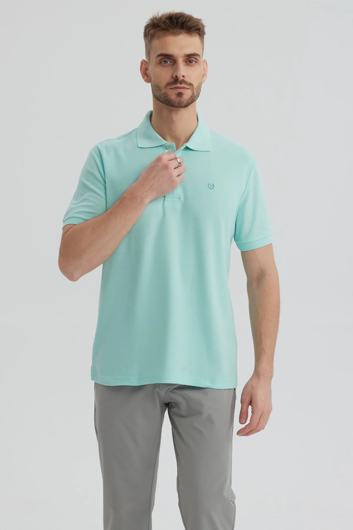 Polera Hombre Pique Básica Lisa Verde Claro