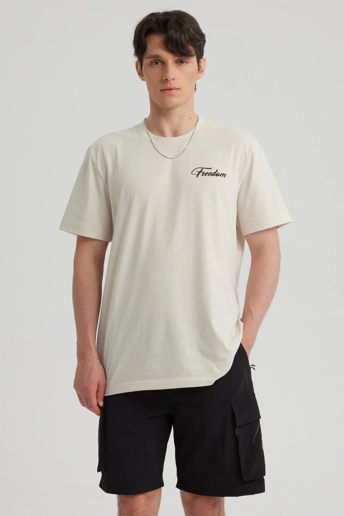 Polera Hombre Print Beach Crema