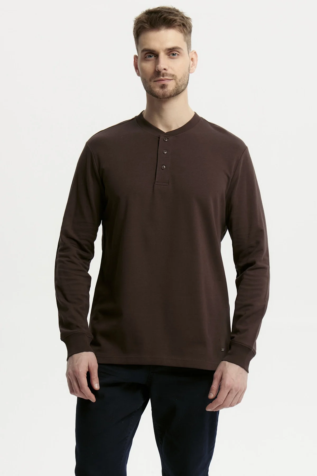 Polera Hombre Slim Chocolate