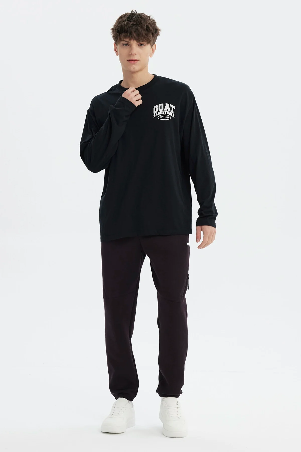Polera Hombre Slim Negro - Image 4