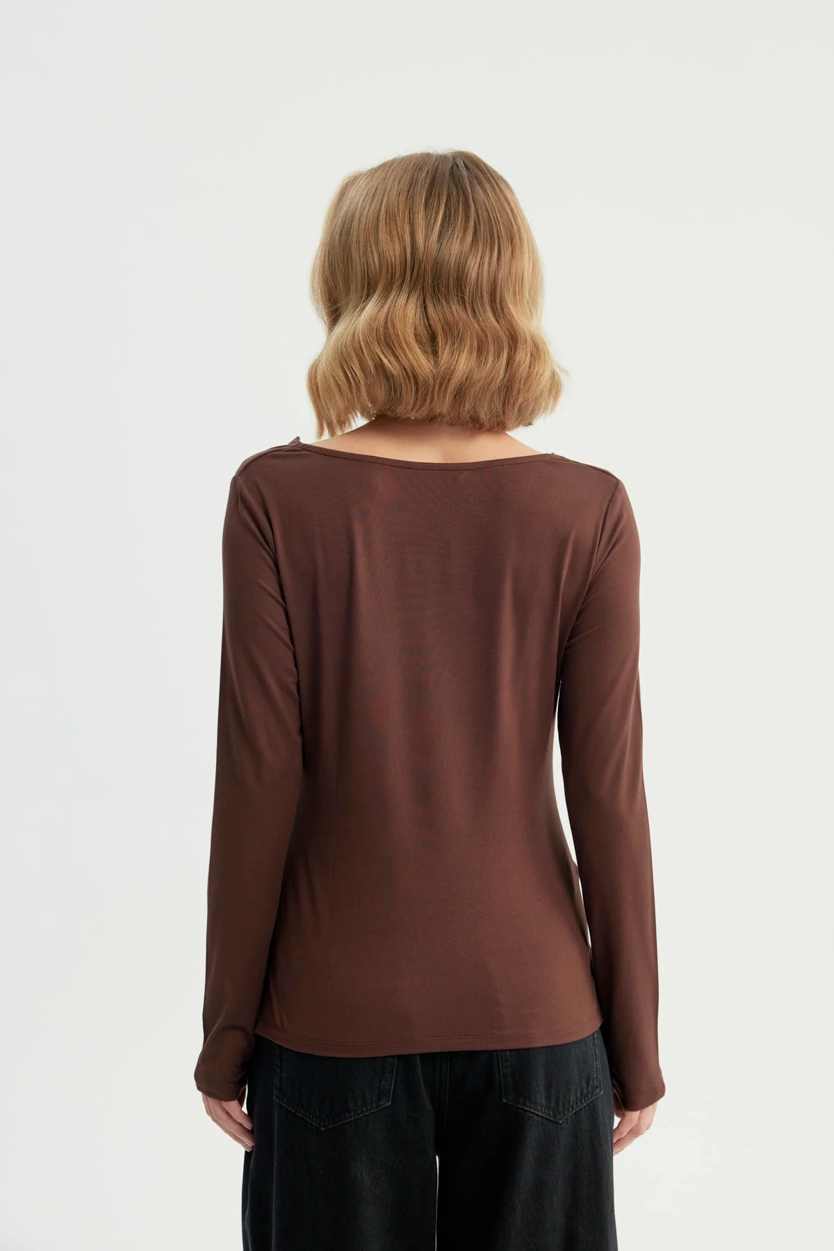 Polera Mujer Ajustada Café Oscuro - Image 3