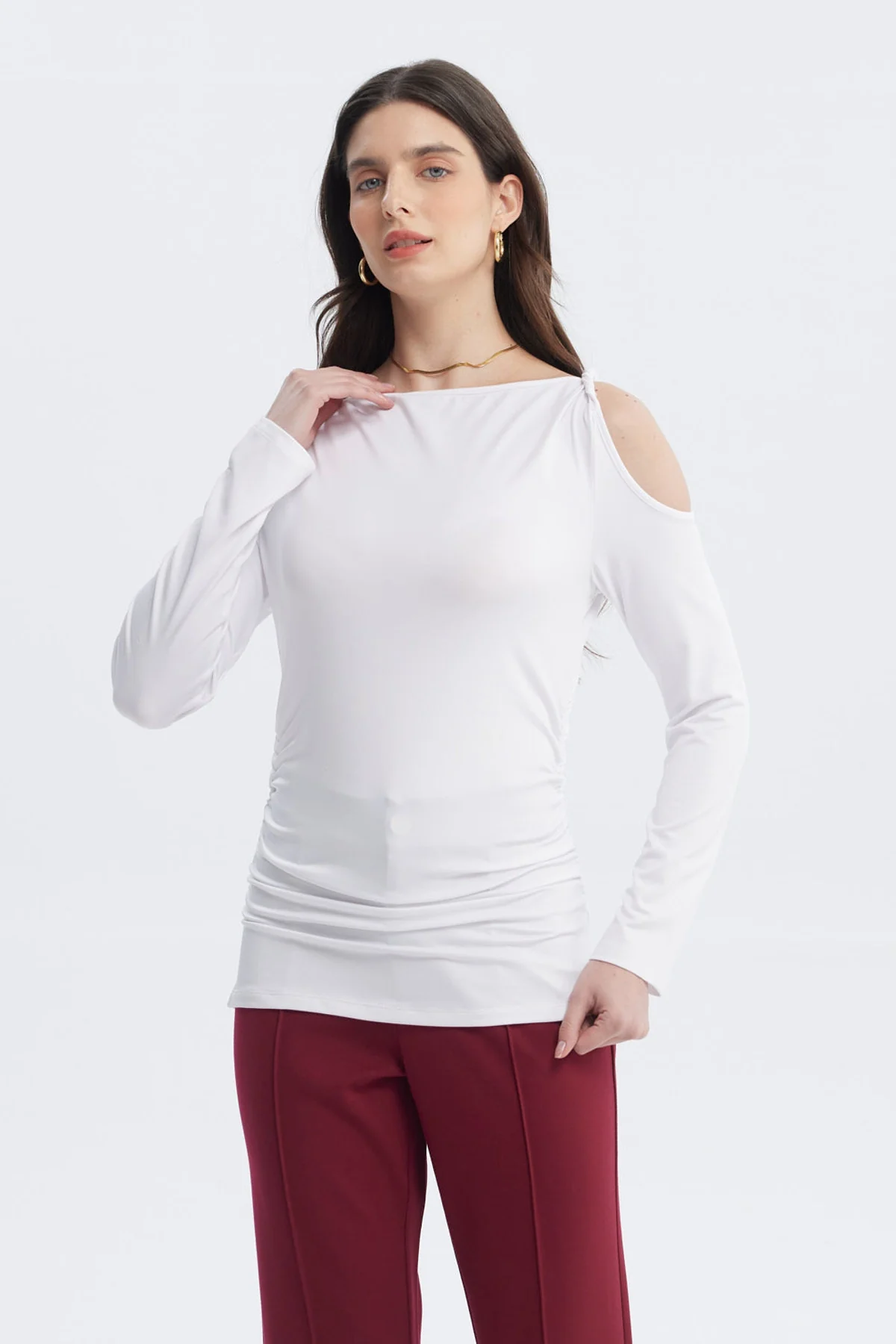 Polera Mujer Aplicación Nudo Hombro Crudo