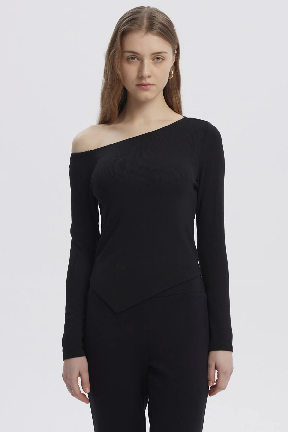 Polera Mujer Asimétrica Negro