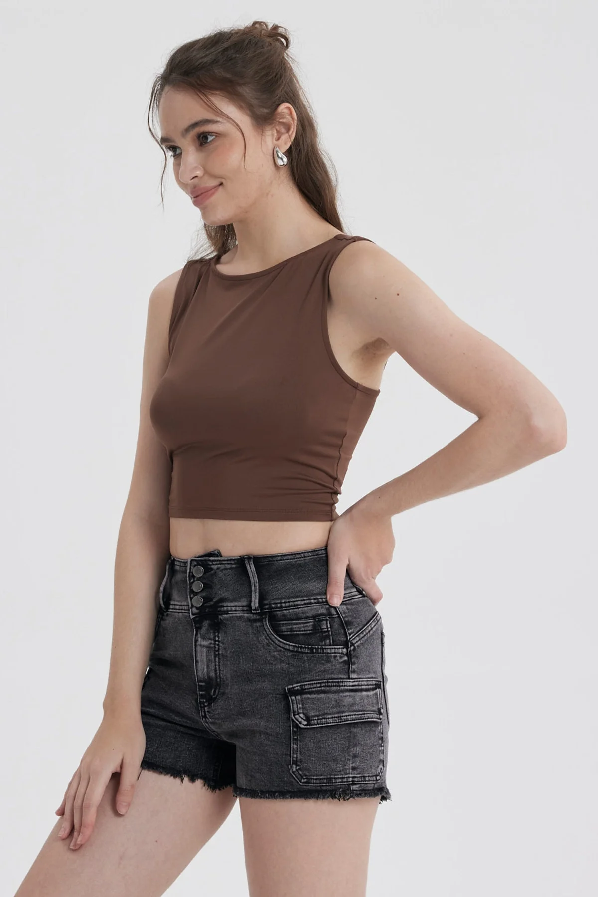 Polera Mujer Con Bote Abertura Café - Image 2