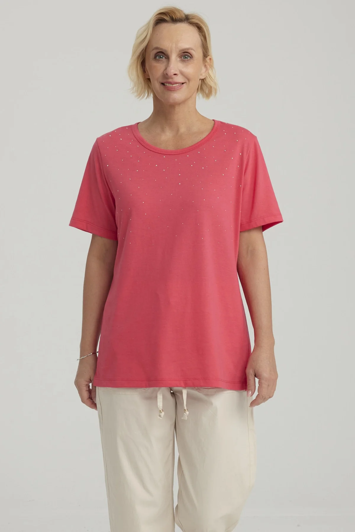 Polera Mujer Con Tachas Fucsia