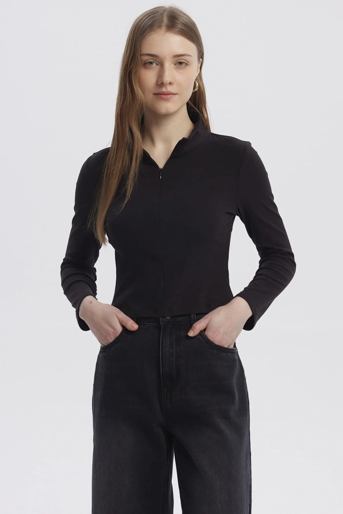 Polera Mujer Con Zipper Negro