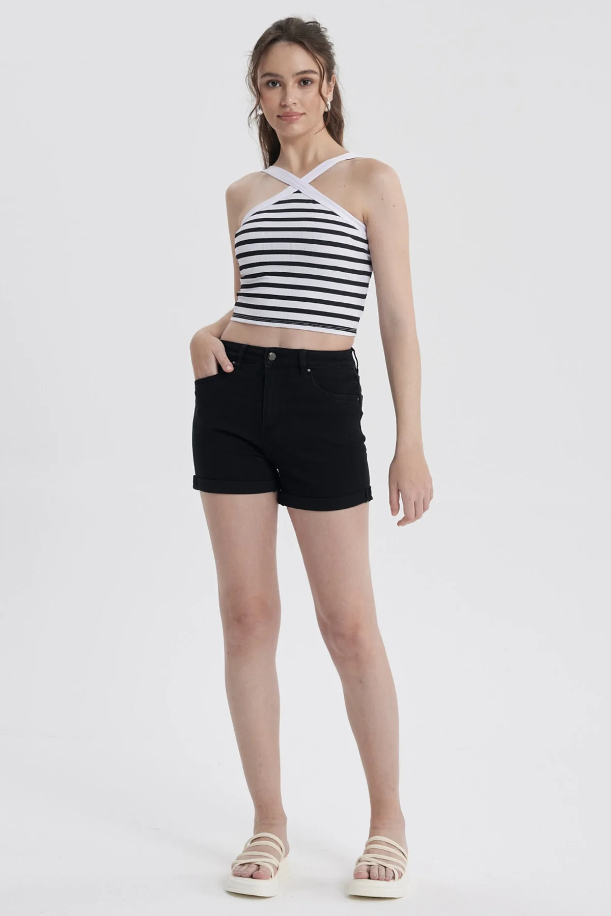 Polera Mujer Halter Cruzada Negro - Image 4