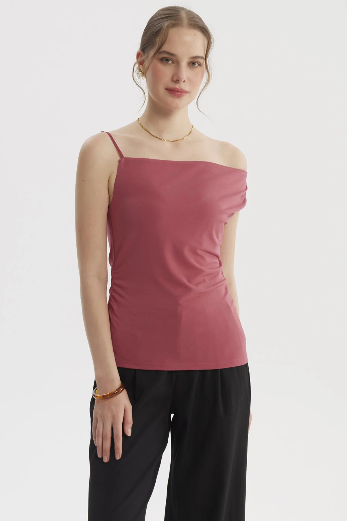Polera Mujer Pabilo Escote Asimétrico Malva