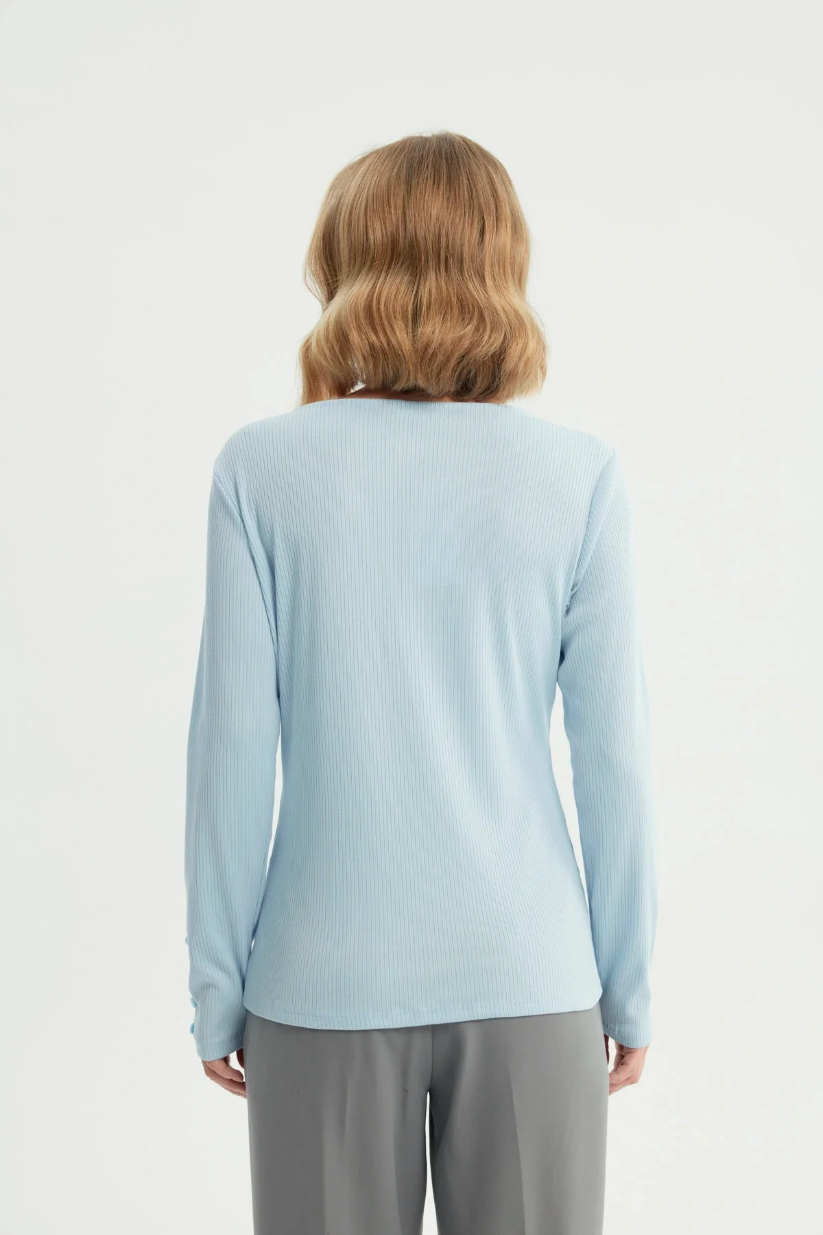 Polera Mujer Slim Celeste - Image 3