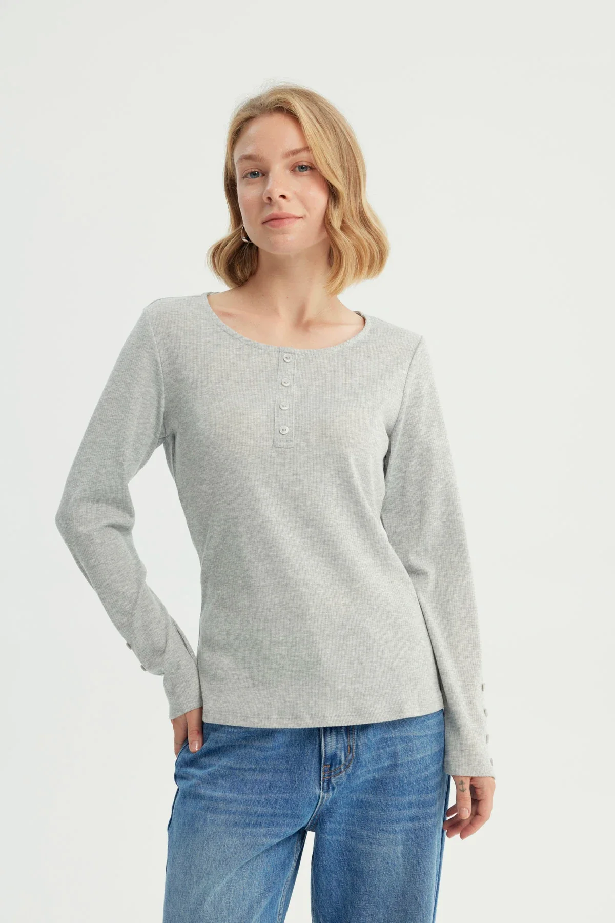 Polera Mujer Slim Gris Melange