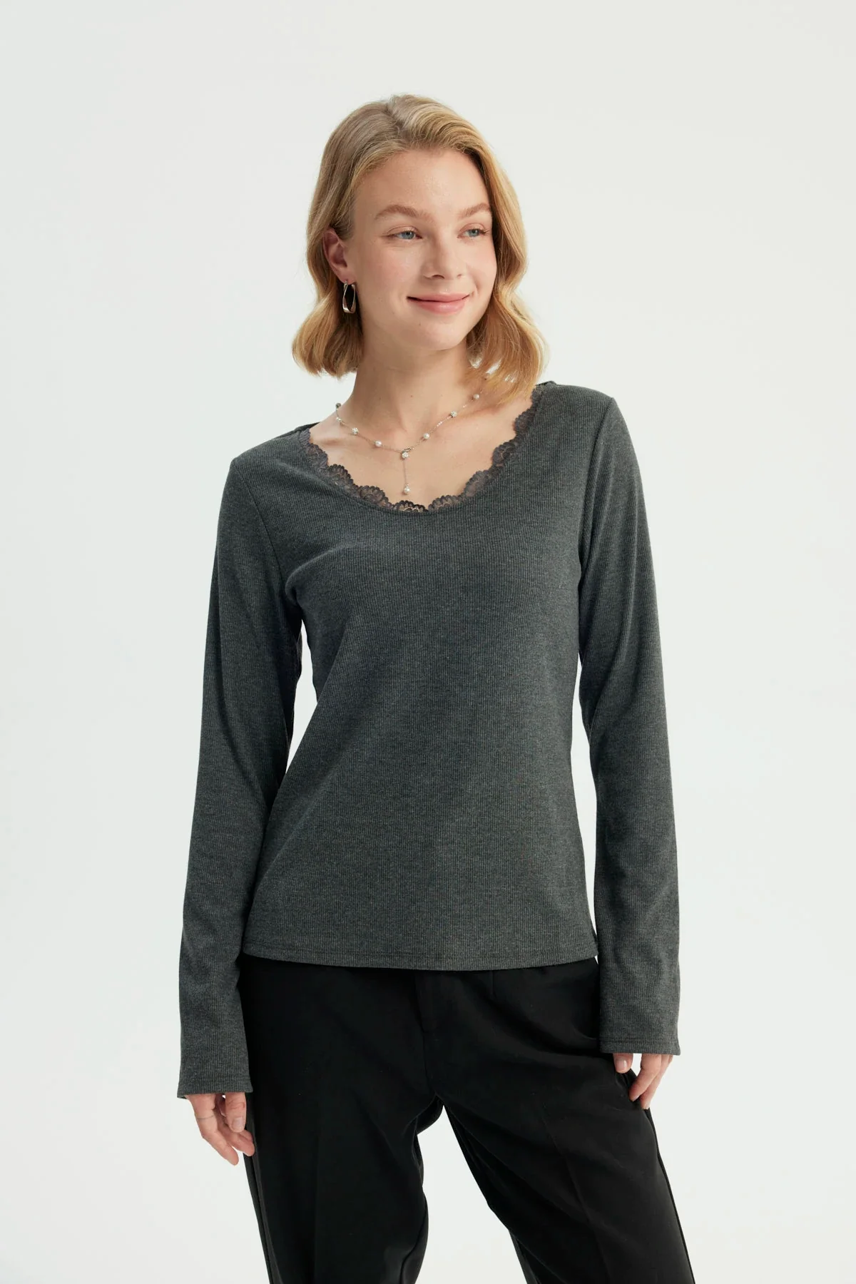 Polera Mujer Slim Gris Melange