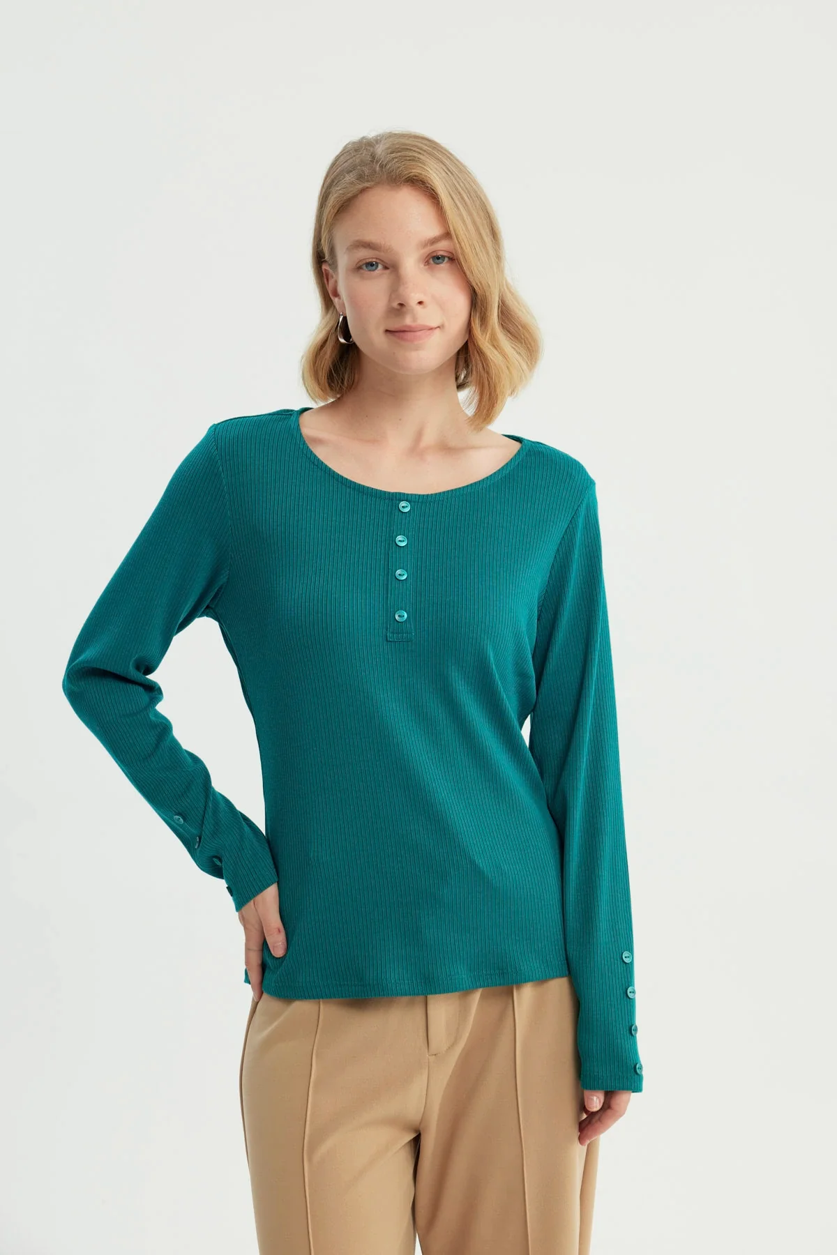 Polera Mujer Slim Verde