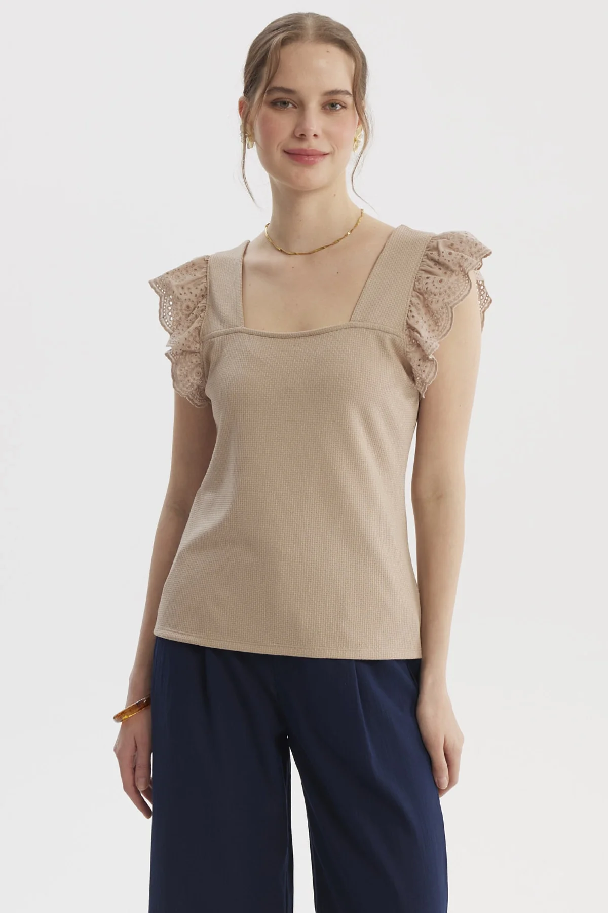 Polera Mujer Vuelo Escote Cuadrado Beige Claro