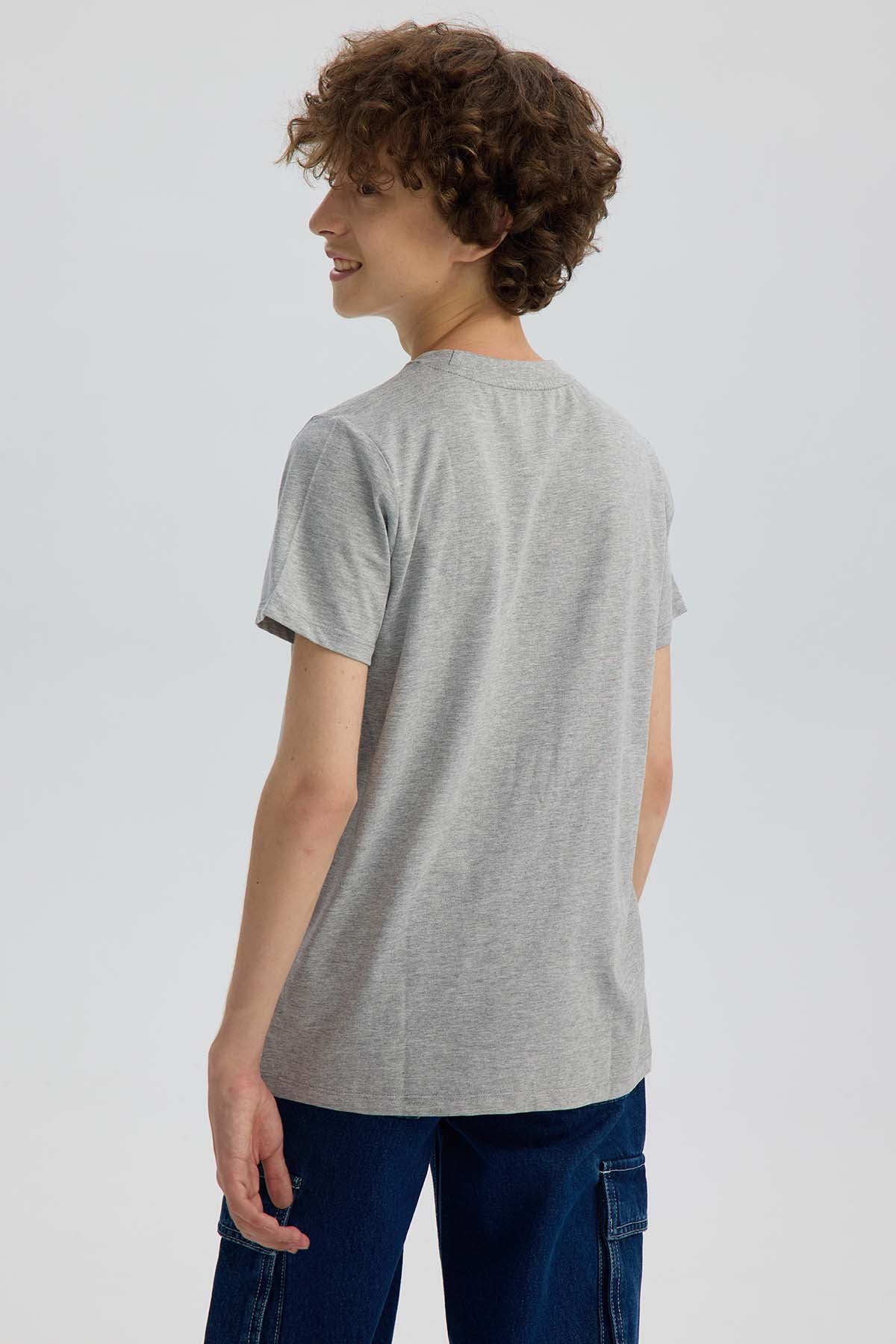 Polera Niño Básica Estampada Gris Melange - Image 3
