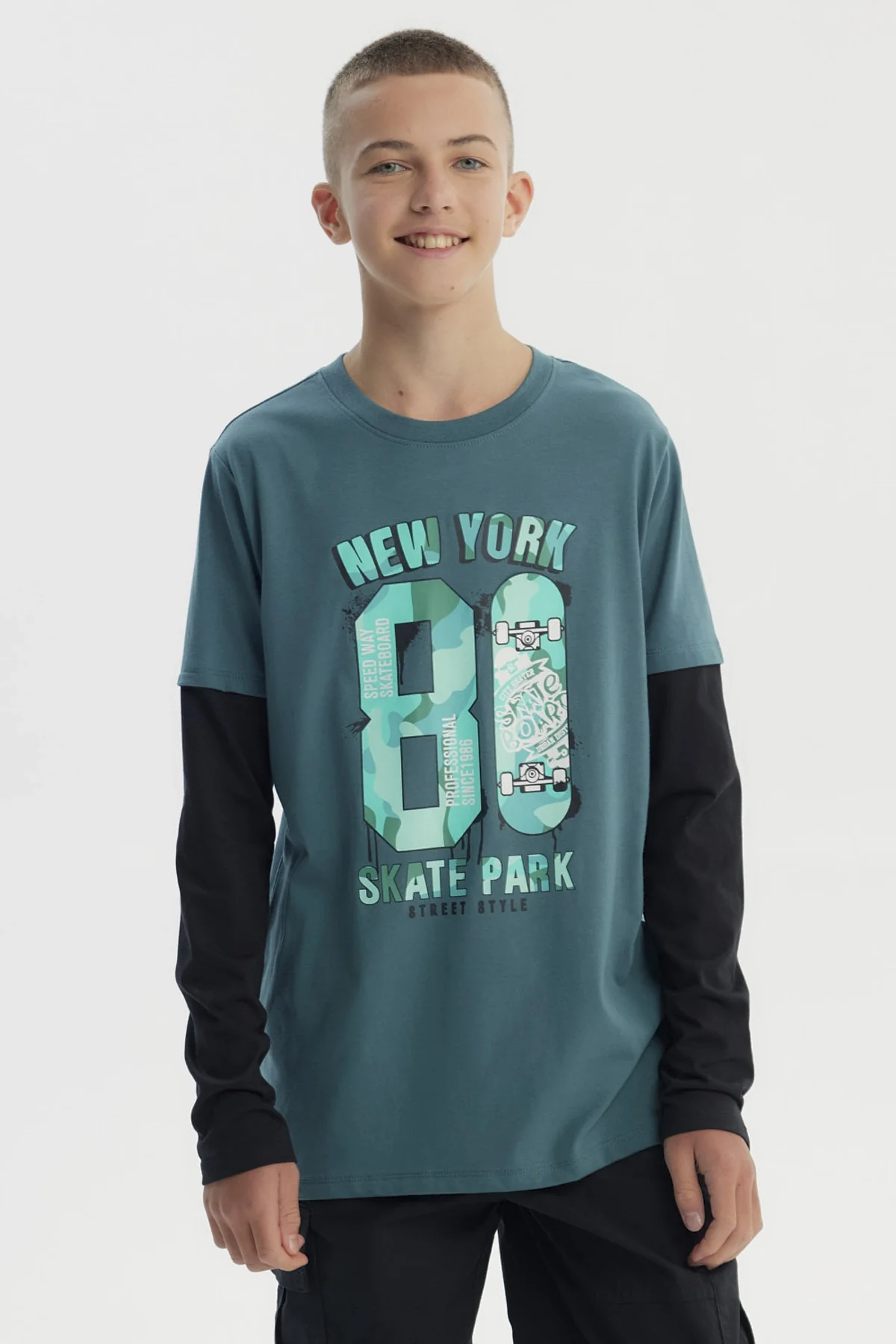 Polera Niño Básica Print Verde Oscuro