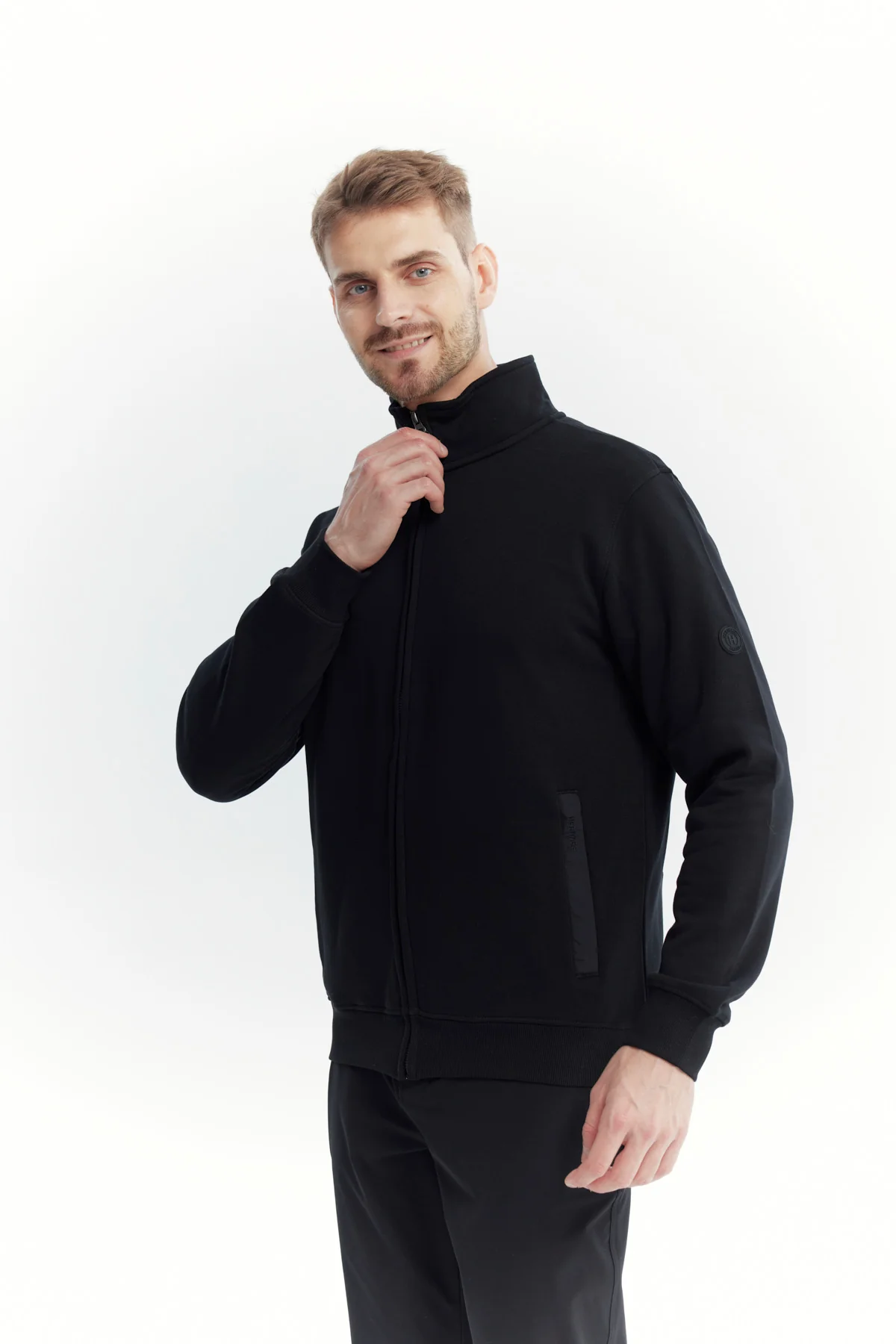 Polerón Hombre Classic Negro - Image 2