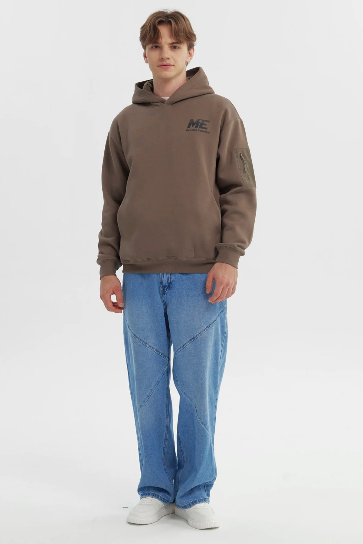 Polerón Hombre Slim Con Gorro Marron - Image 4