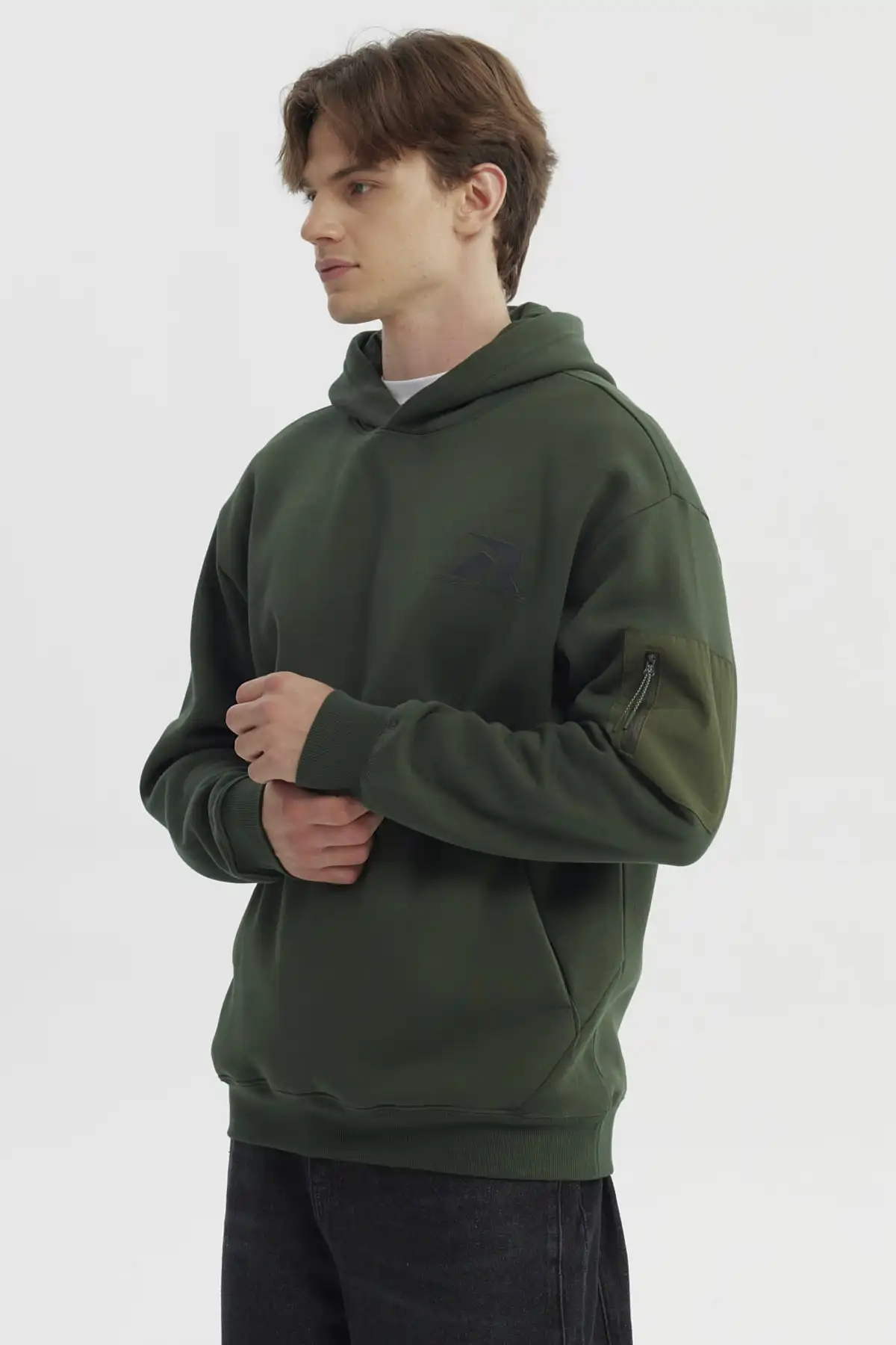 Polerón Hombre Slim Con Gorro Verde Militar - Image 2