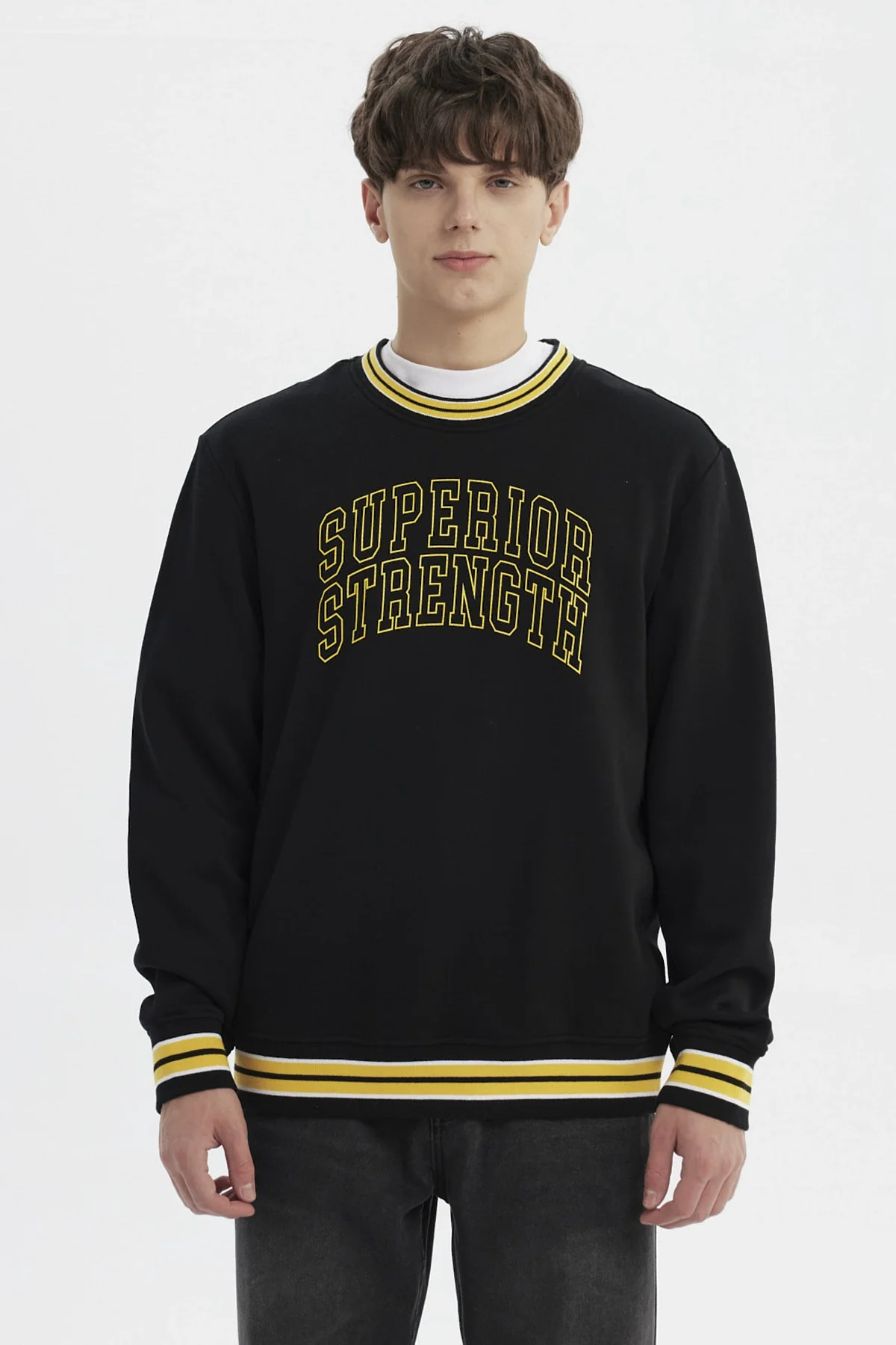 Polerón Hombre Slim Negro