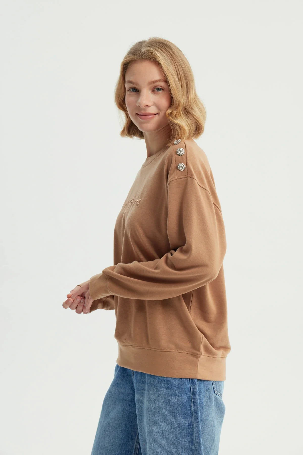 Polerón Mujer Clásico Camel - Image 2