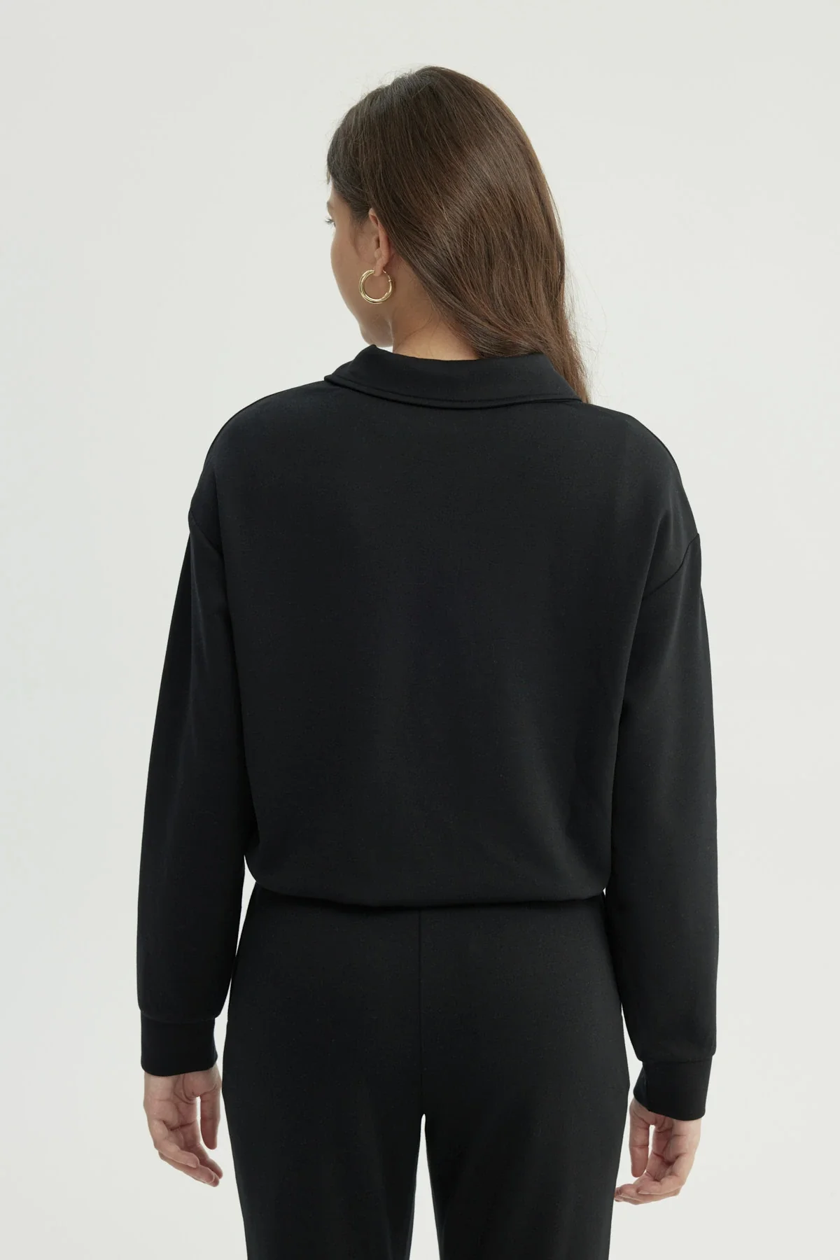 Polerón Mujer Regular Negro - Image 3