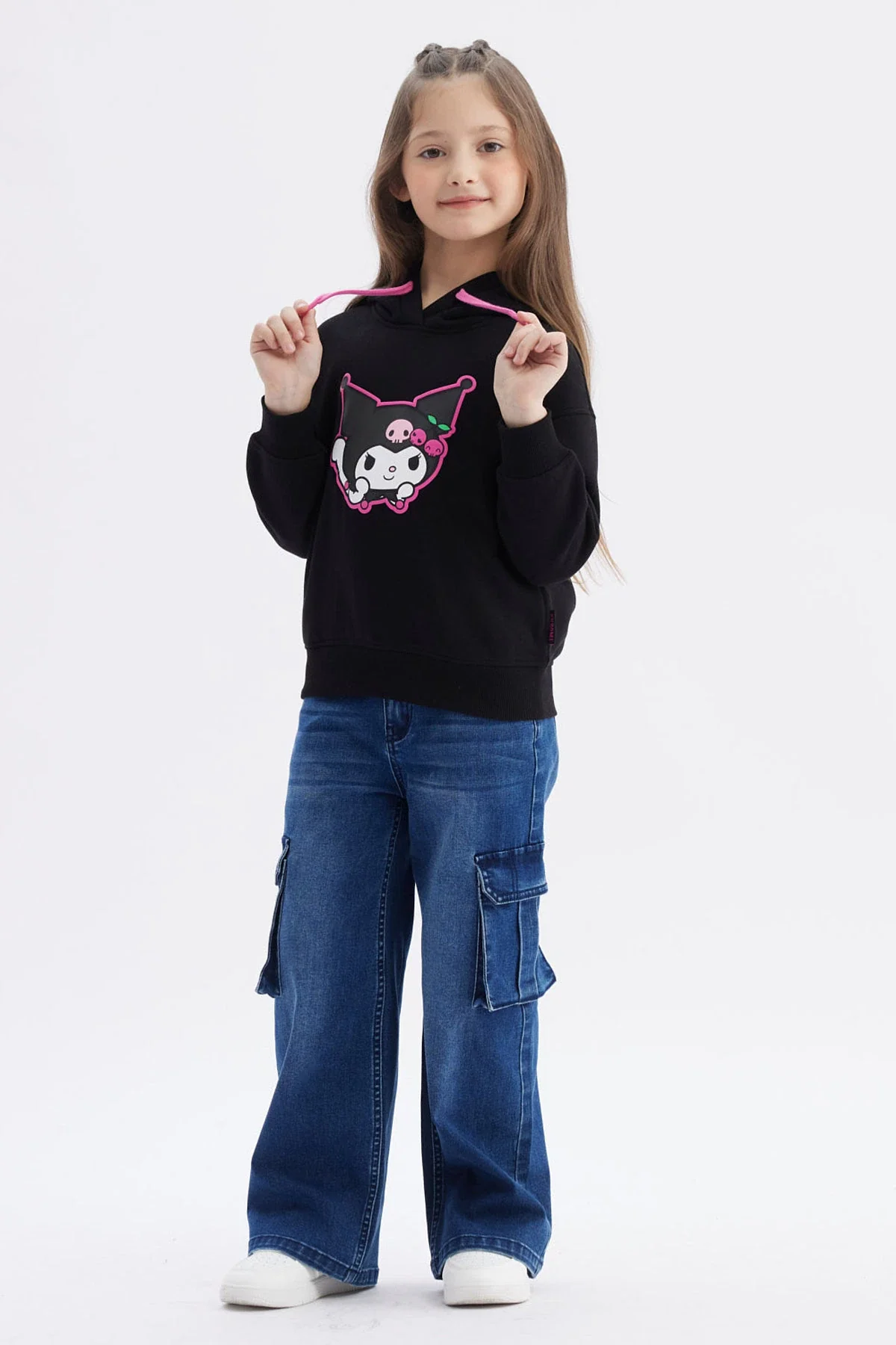 Polerón Niña Hello Kitty Y Sus Amigos Negro - Image 4