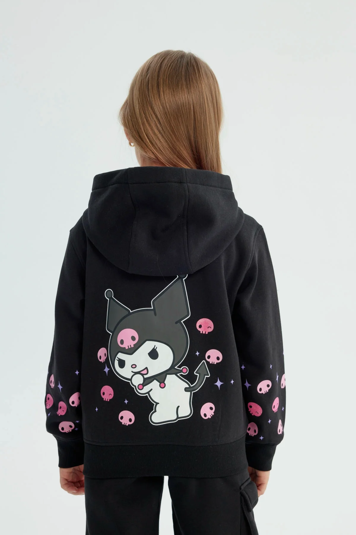 Polerón Niña Kuromi Negro - Image 3
