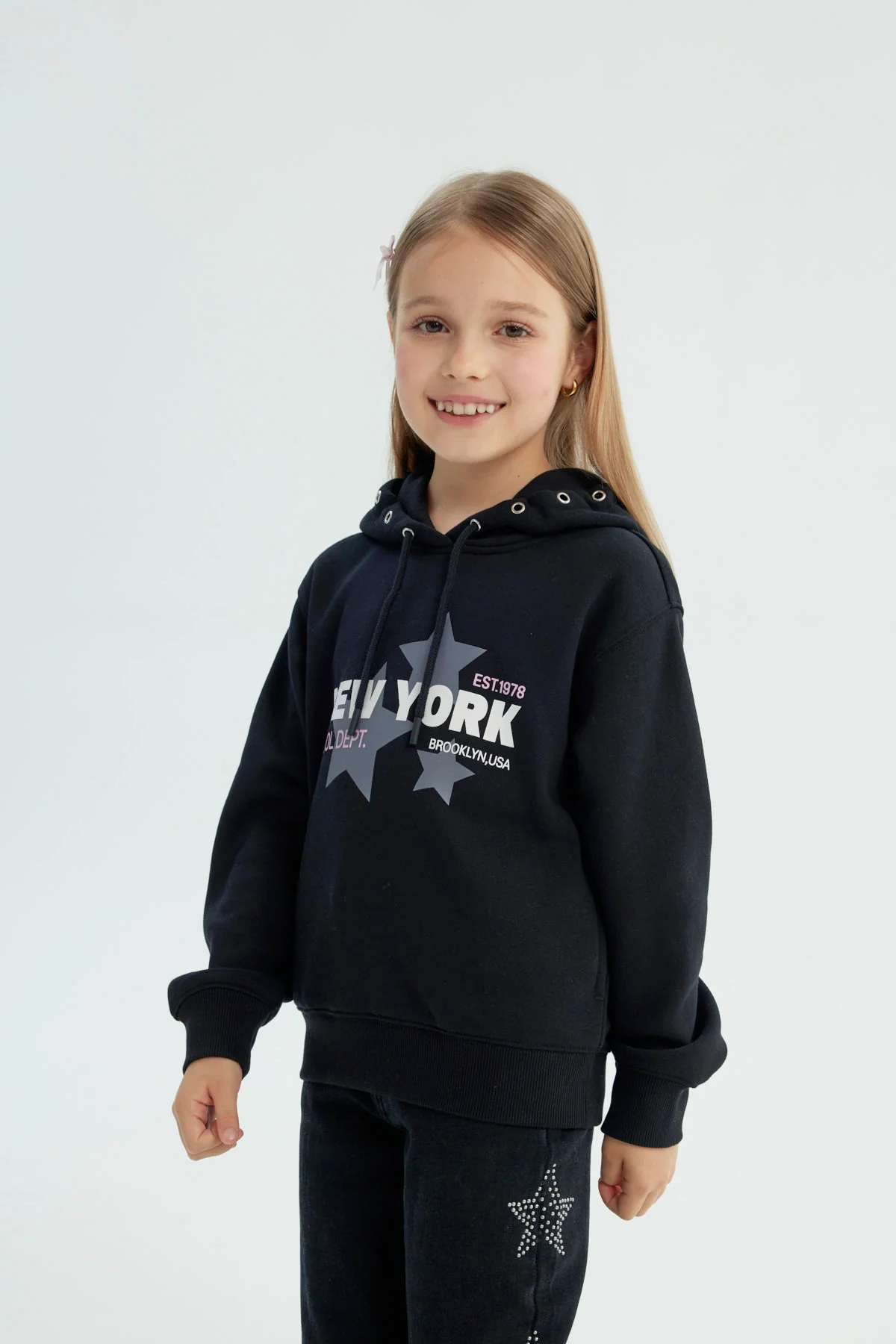 Polerón Niña Regular Negro - Image 2