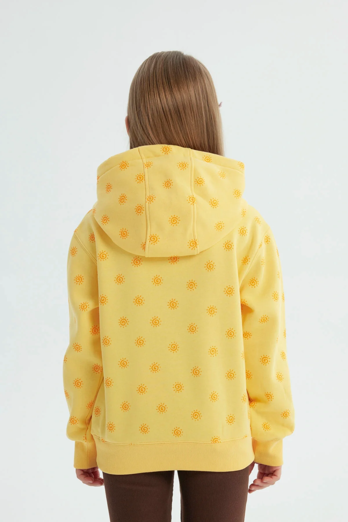Polerón Niña Rey León Amarillo - Image 3