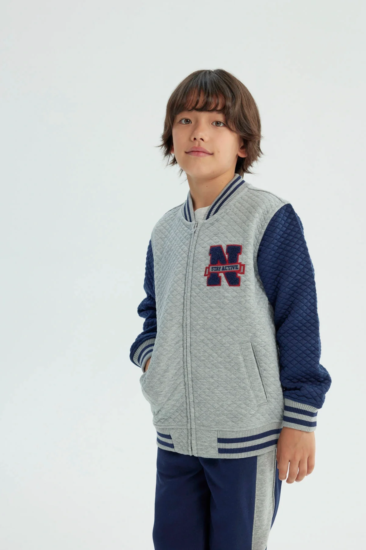 Polerón Niño Regular Gris Melange - Image 2