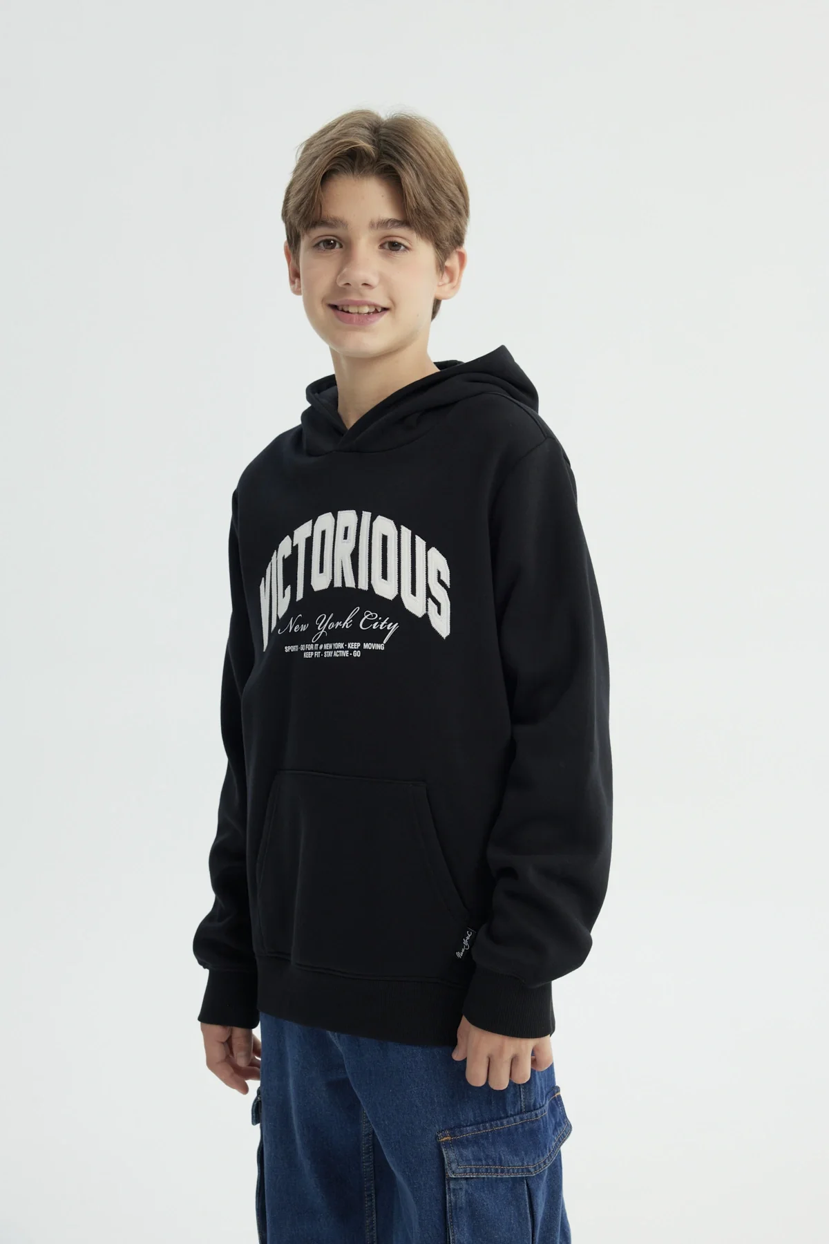 Polerón Niño Regular Negro - Image 2