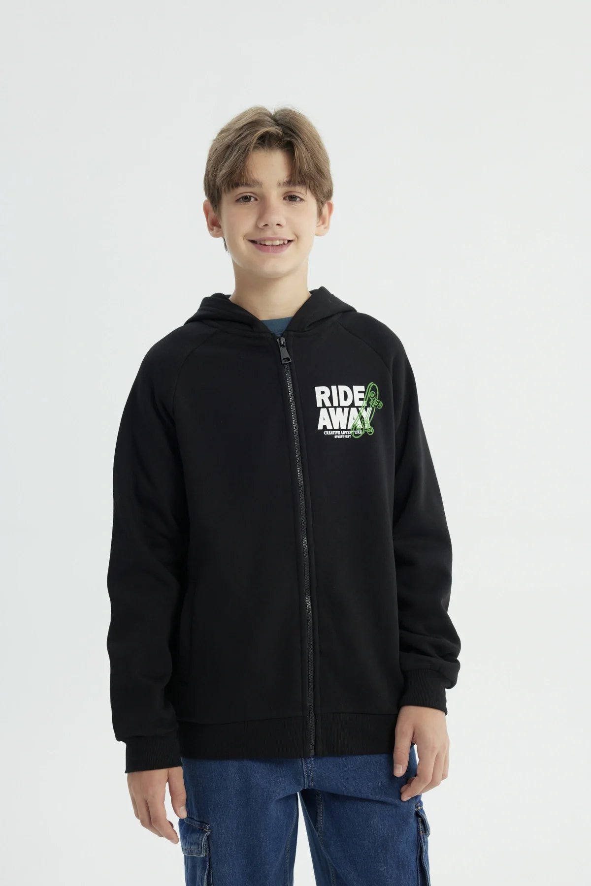 Polerón Niño Regular Negro