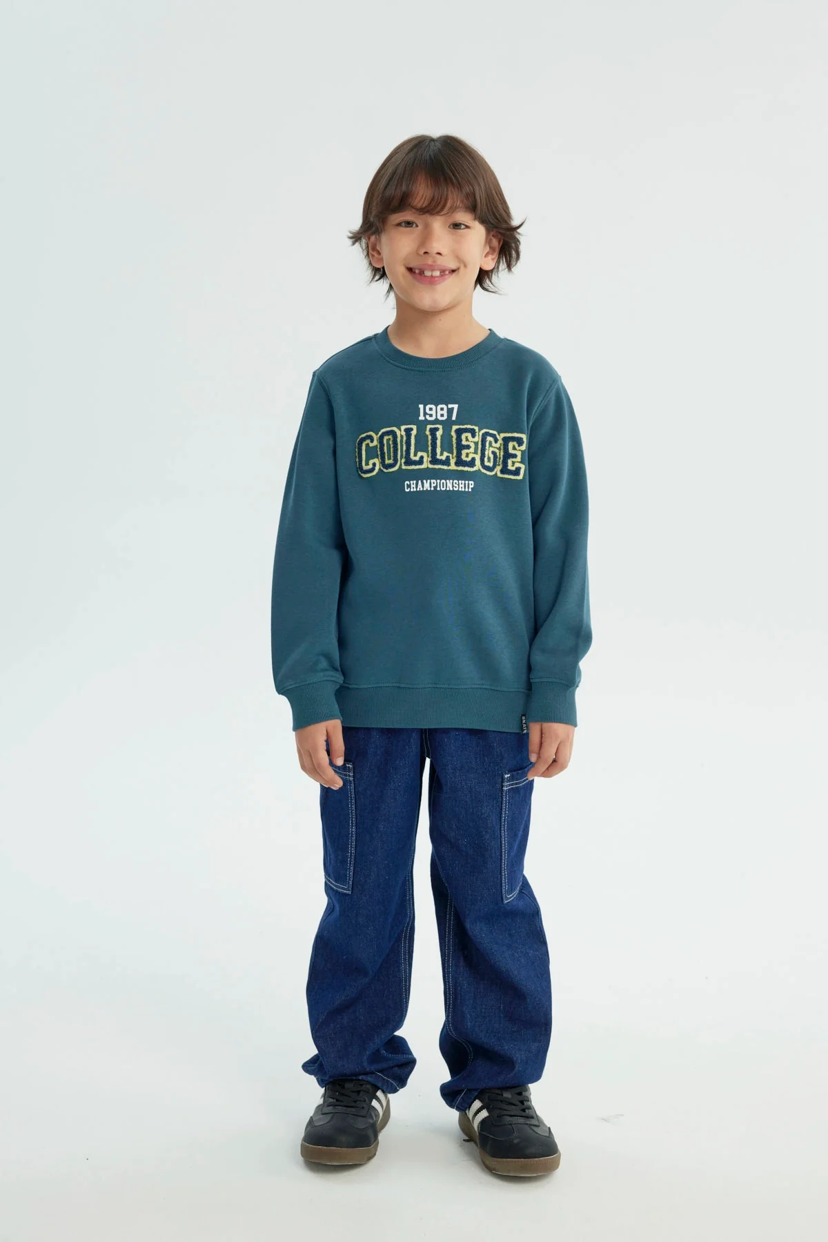 Polerón Niño Slim Azul Petroleo - Image 4