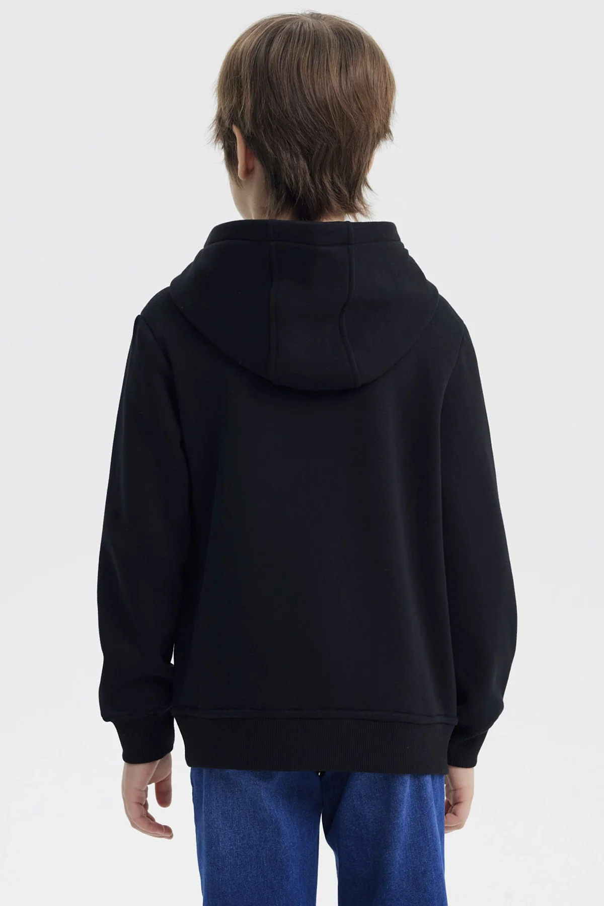 Polerón Niño Slim Con Gorro Negro - Image 3