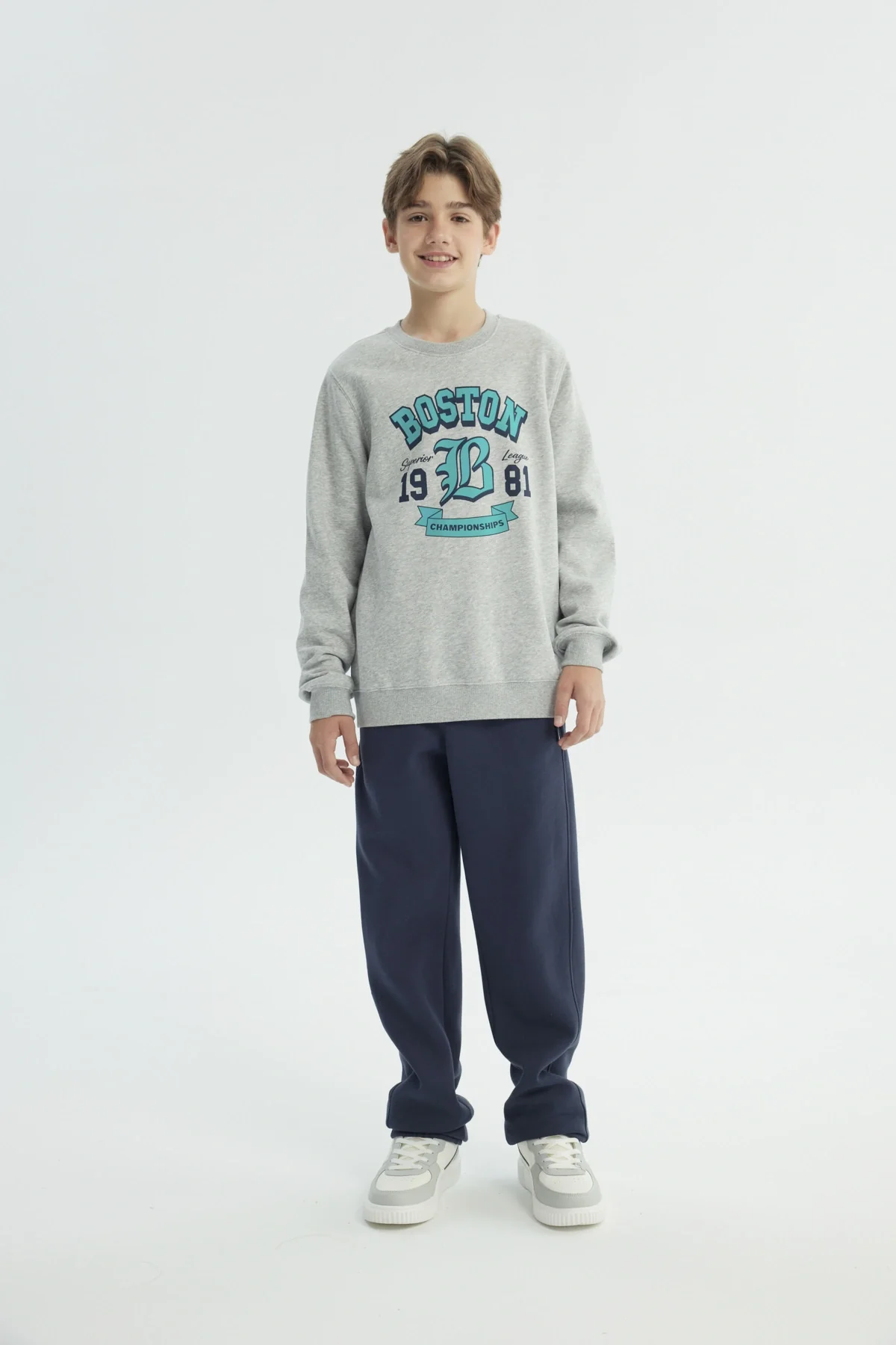 Polerón Niño Slim Gris Melange - Image 4