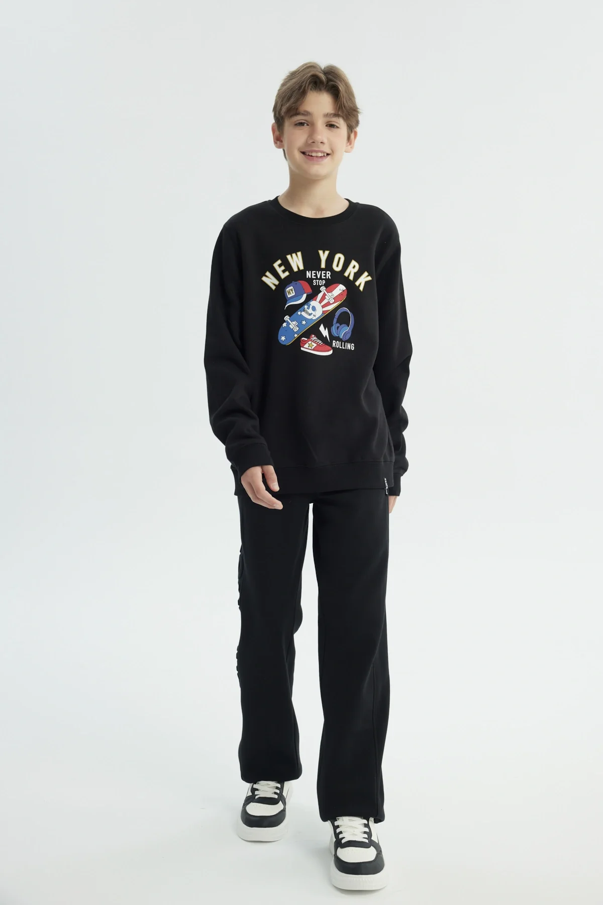 Polerón Niño Slim Negro - Image 4