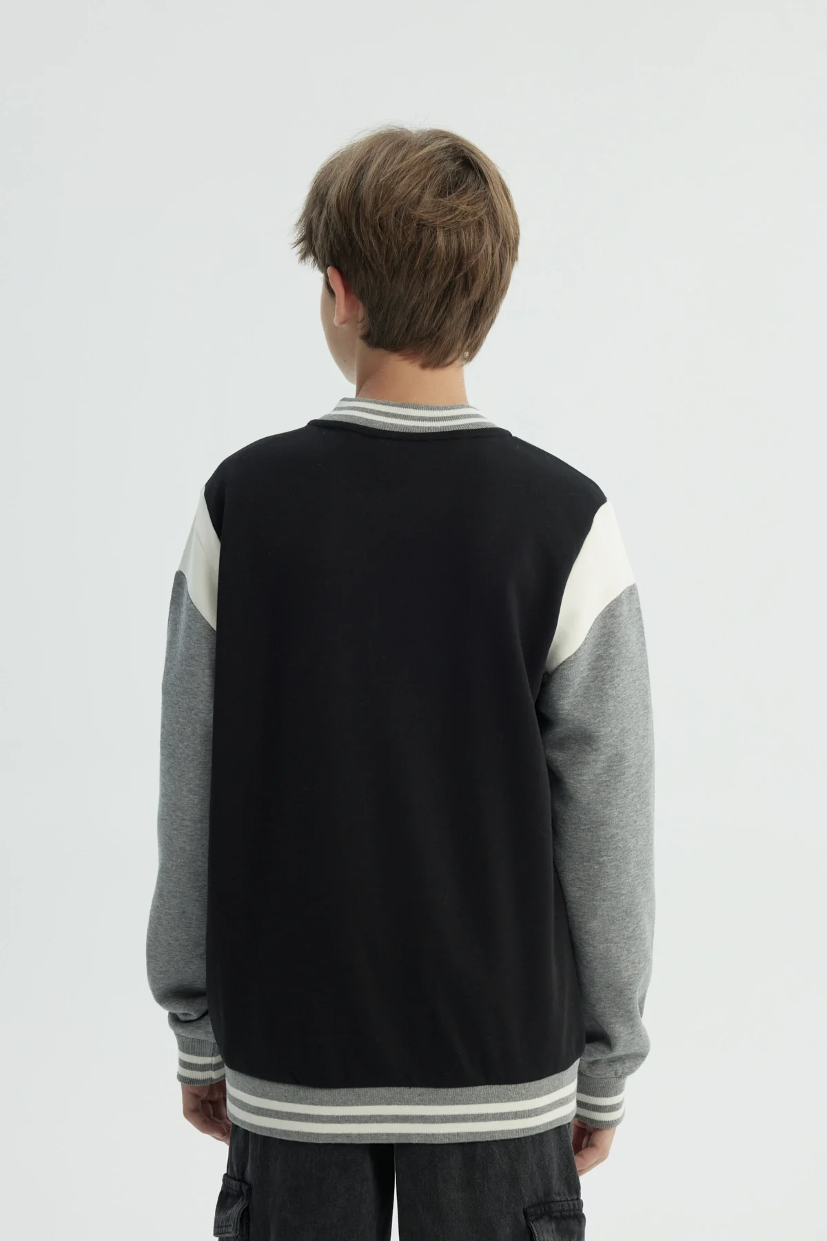 Polerón Niño Slim Negro - Image 3