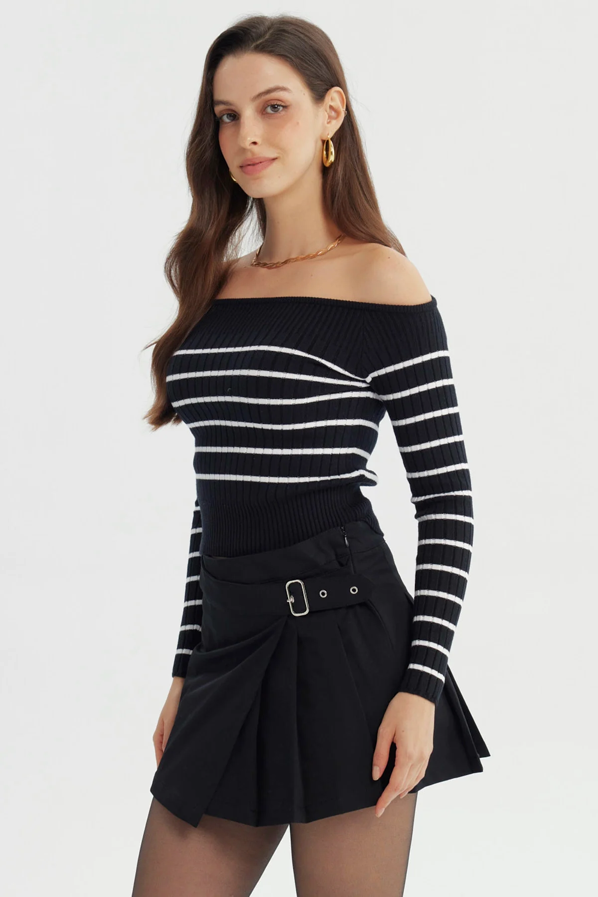 Sweater Mujer Ajustado Negro - Image 2